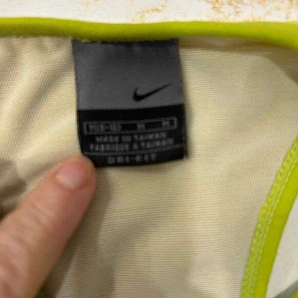 Nike Women’s Workout Set – Medium Tank + Small Nike Pro Leggings - Picture 8 of 9